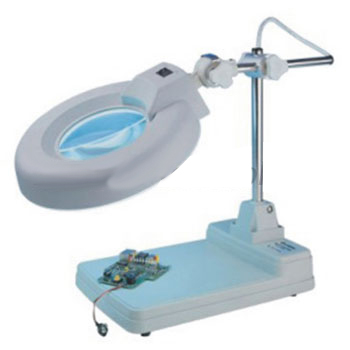  Magnifying Lamp